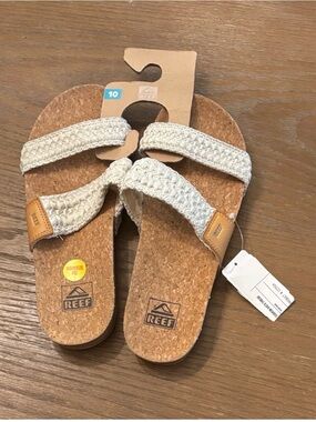 Reef Water Vista Higher (woven double-strap slide sandals).